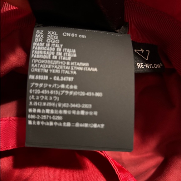 100% authentic Prada fisherman bucket hat - Picture 5 of 7